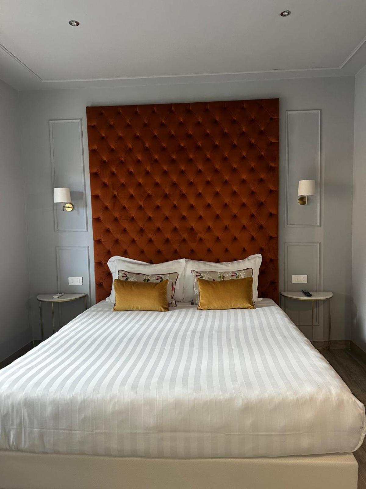 Nouvelle Maison Rome Luxury Palace *